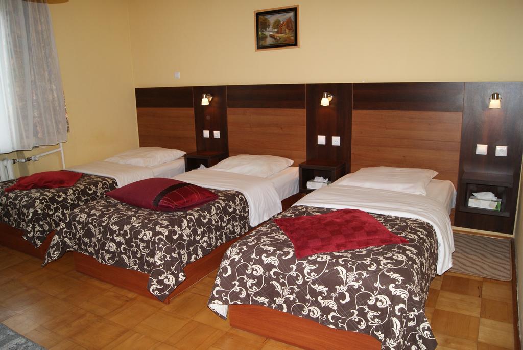 Domowe Spanie Lomza Exterior foto
